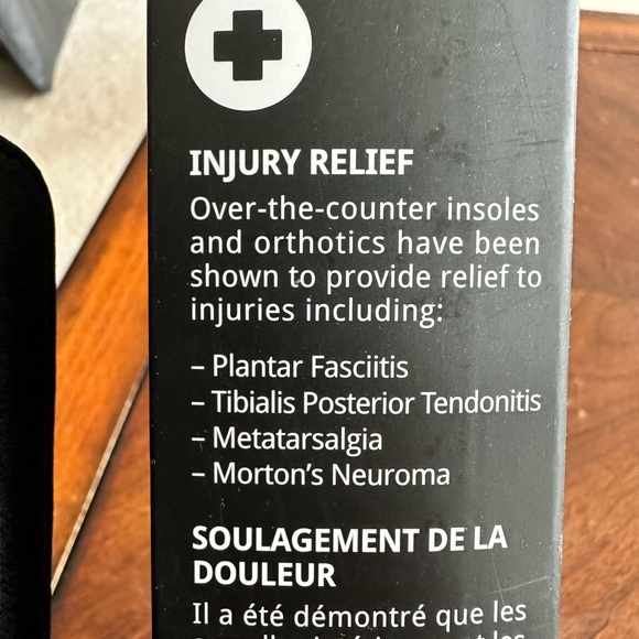 NWT Kneed Independent Footwear - Picture 5 of 9